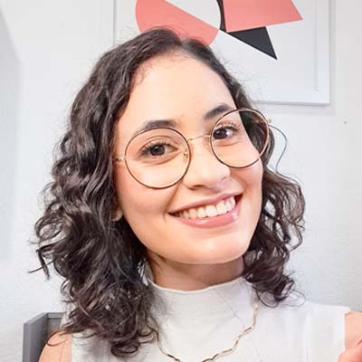 Natália Bernardo<br><span class="crm">CRP 02/28081 </span>